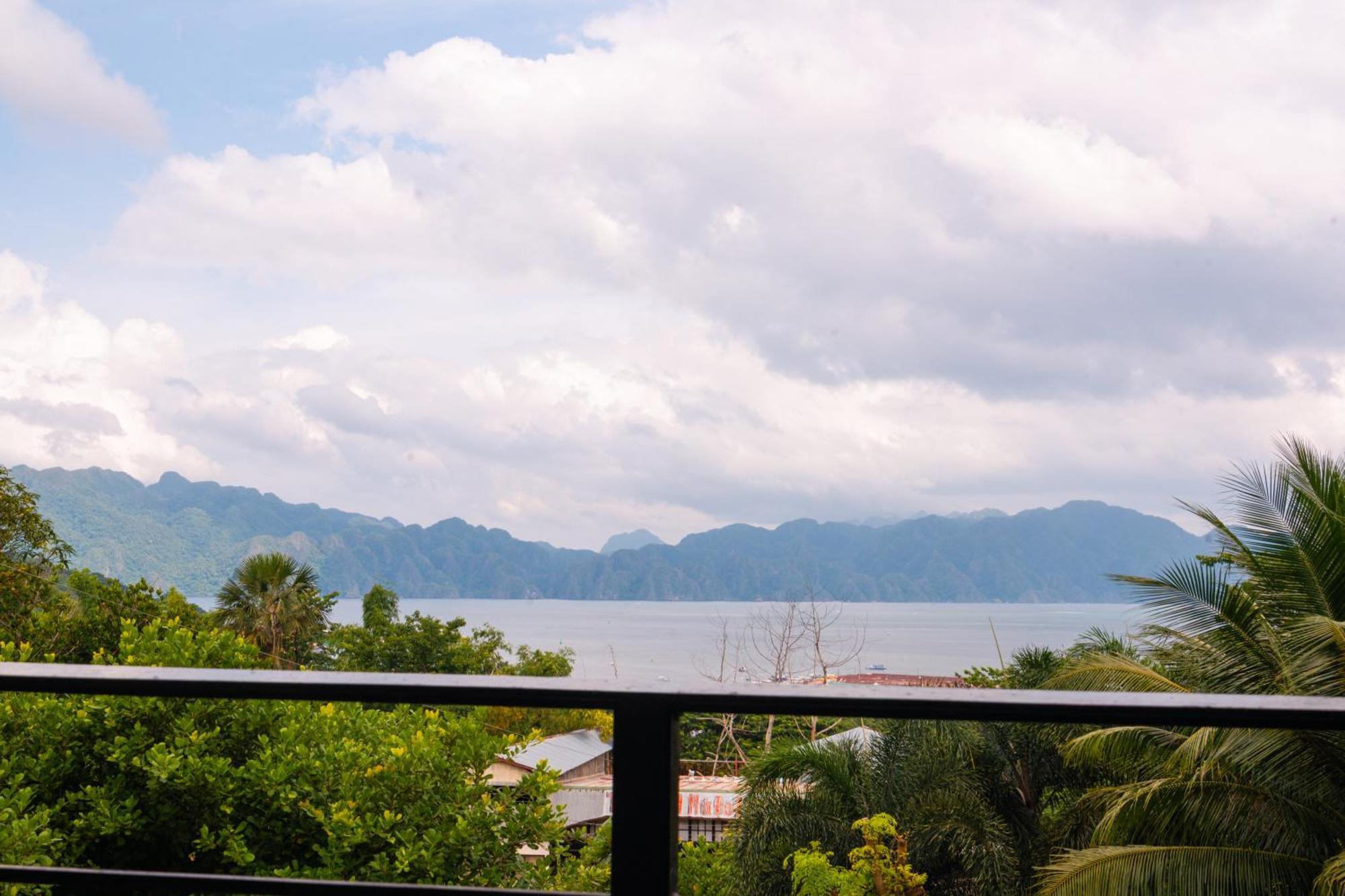 The Ridge Coron Hotel Ngoại thất bức ảnh